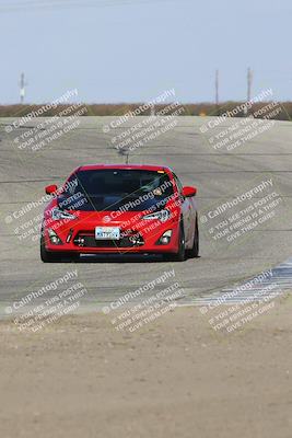 media/Nov-16-2024-CalClub SCCA (Sat) [[641f3b2761]]/Group 1/Race (Outside Grapevine)/